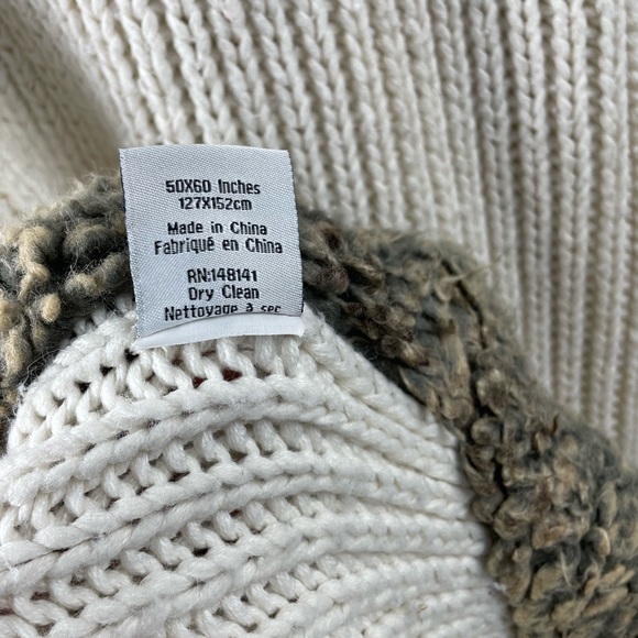 Knit Throw Blanket - 50 x 60 in - Picture 4 of 6